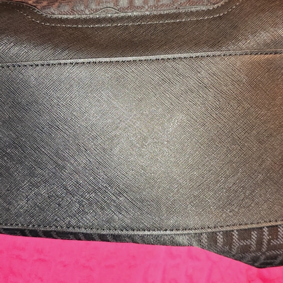 TOMMY HILFIGER - Picture 7 of 7